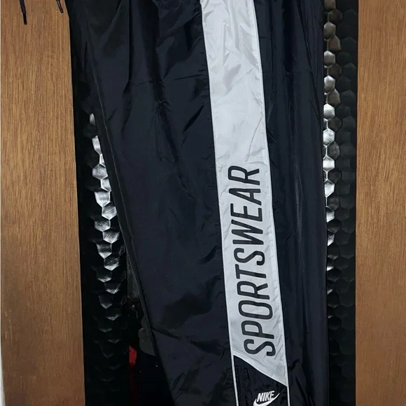 Nike Black and White Athletic Pants - Picture 4 of 11